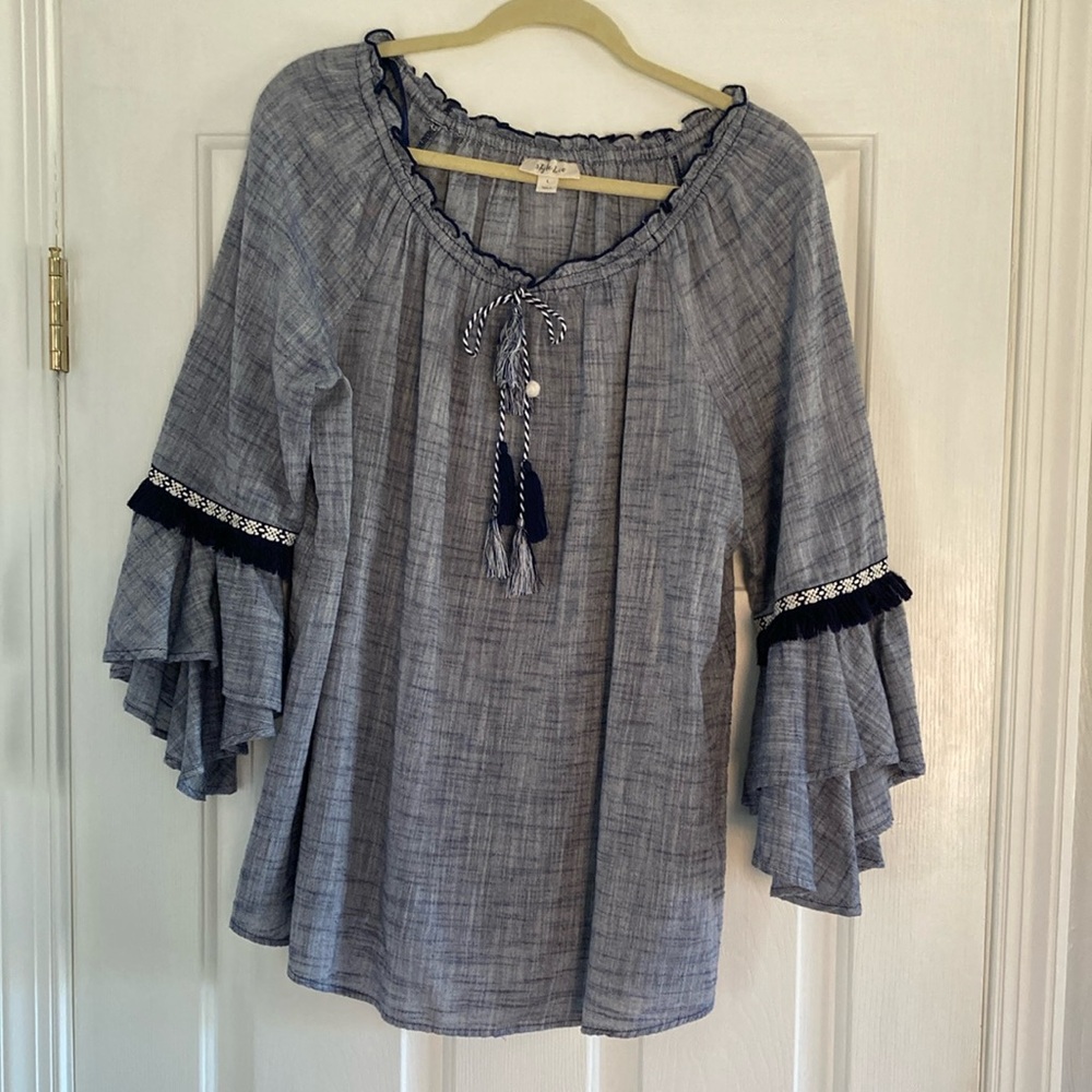 Woman’s top